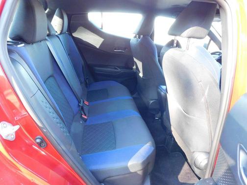 2020 Toyota C-HR XLE