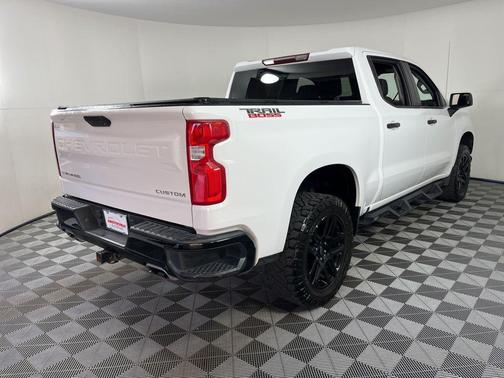 2021 Chevrolet Silverado 1500 Custom Trail Boss