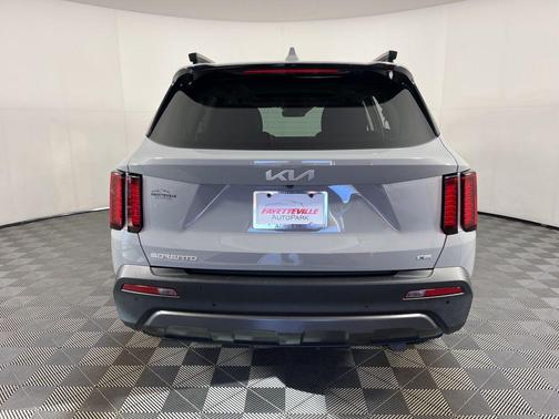 2023 Kia Sorento EX