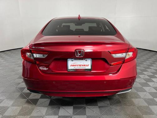 Radiant Red Metallic 2022 Honda Accord EX-L 1.5T