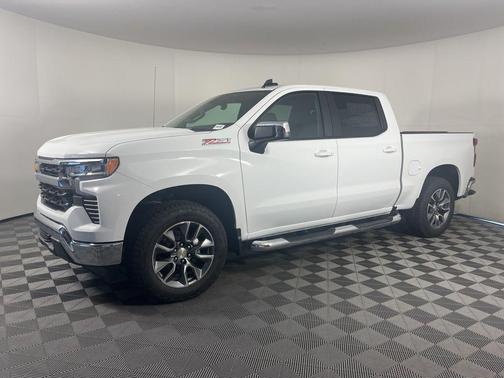 Summit White 2026 Chevrolet Silverado 1500 LT