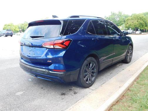 Blue Glow Metallic 2022 Chevrolet Equinox FWD RS