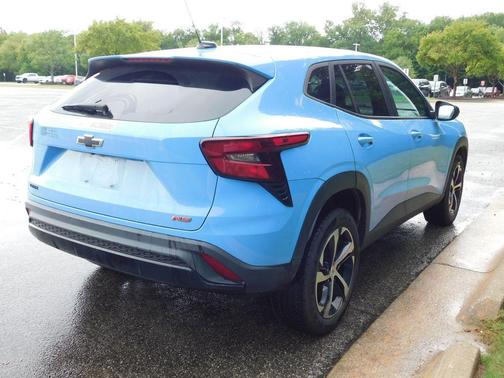 Fountain Blue 2024 Chevrolet Trax FWD 1RS