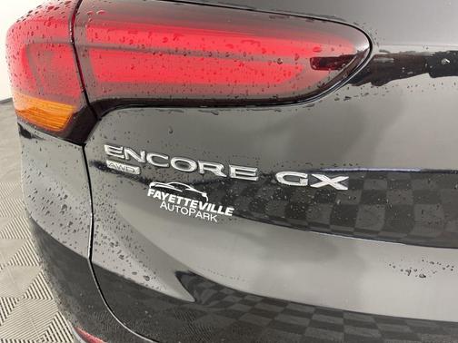 Ebony Twilight Metallic 2021 Buick Encore GX Essence