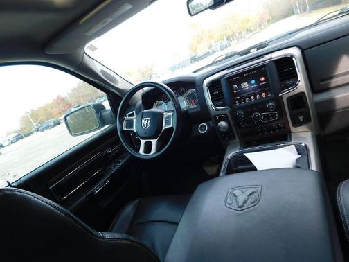 2016 RAM 1500 Laramie