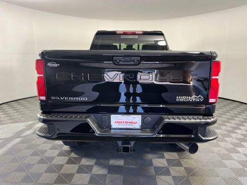 2025 Chevrolet Silverado 2500 High Country