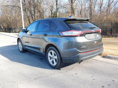 2016 Ford Edge SE