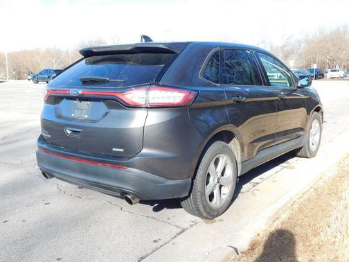 2016 Ford Edge SE