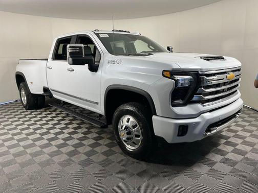 2026 Chevrolet Silverado 3500 High Country