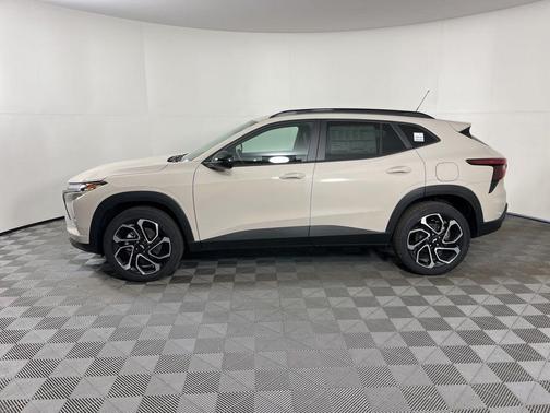 White Sands 2026 Chevrolet Trax FWD 2RS