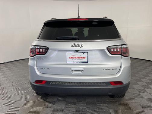 Silver Zynith Metallic Clearcoat 2025 Jeep Compass Limited
