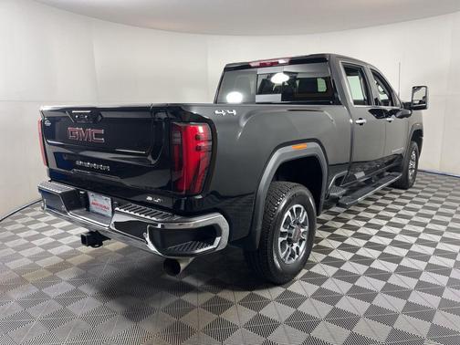 2024 GMC Sierra 2500 SLT