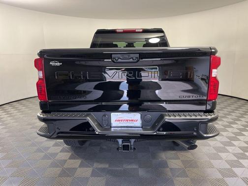 2025 Chevrolet Silverado 2500 Custom