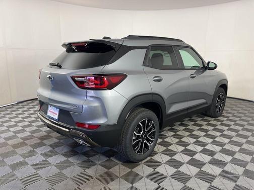 Sterling Gray Metallic 2026 Chevrolet Trailblazer ACTIV