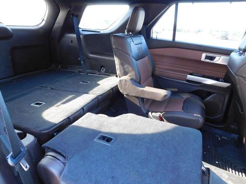 2022 Ford Explorer King Ranch