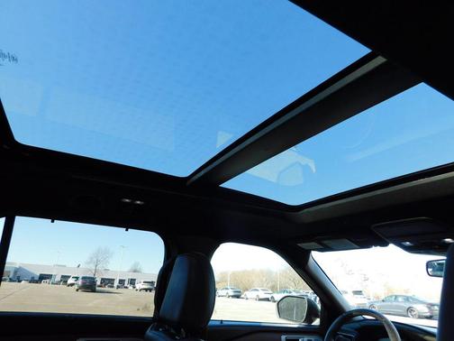 2022 Ford Explorer King Ranch