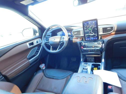 2022 Ford Explorer King Ranch