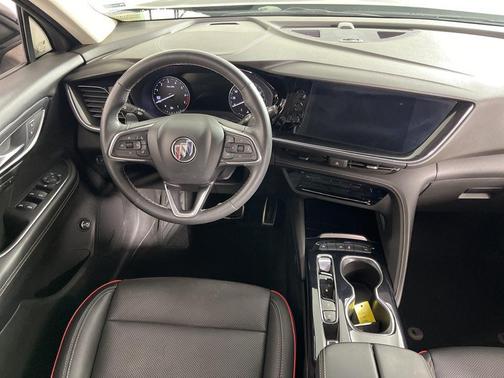 2022 Buick Envision FWD Essence