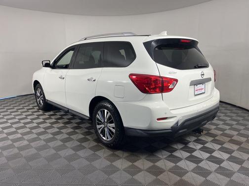 Glacier White 2020 Nissan Pathfinder SV 4WD