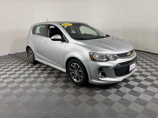 Silver Ice Metallic 2017 Chevrolet Sonic LT
