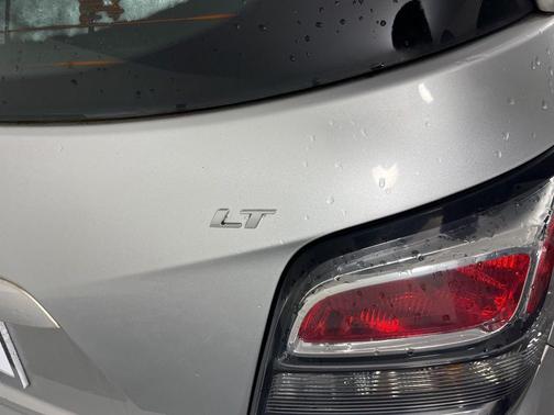 Silver Ice Metallic 2017 Chevrolet Sonic LT