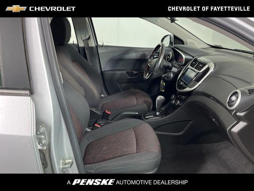 Silver Ice Metallic 2017 Chevrolet Sonic LT