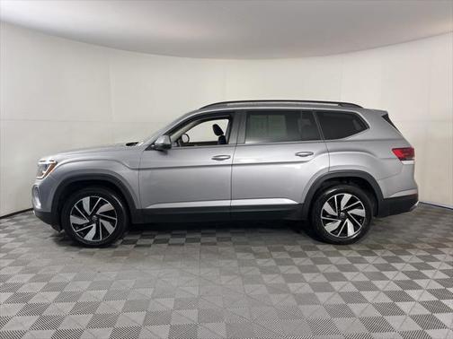 2024 Volkswagen Atlas 2.0T SE w/Technology 4MOTION