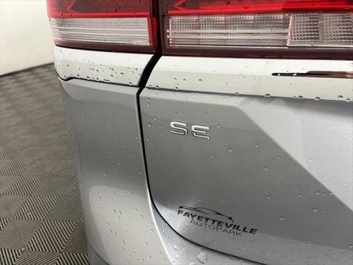 2024 Volkswagen Atlas 2.0T SE w/Technology 4MOTION