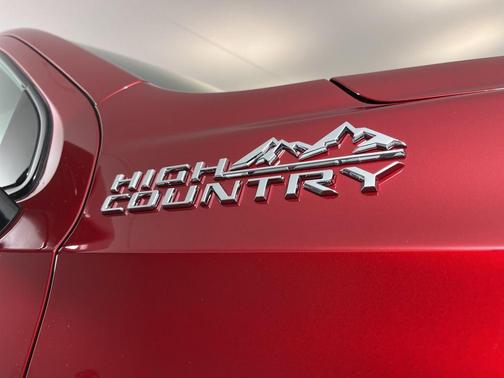 2026 Chevrolet Tahoe 4WD High Country