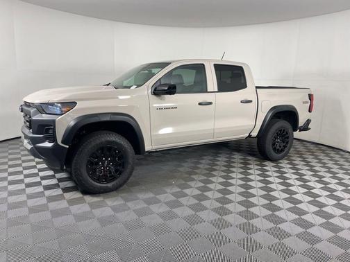 White Sands 2026 Chevrolet Colorado Trail Boss