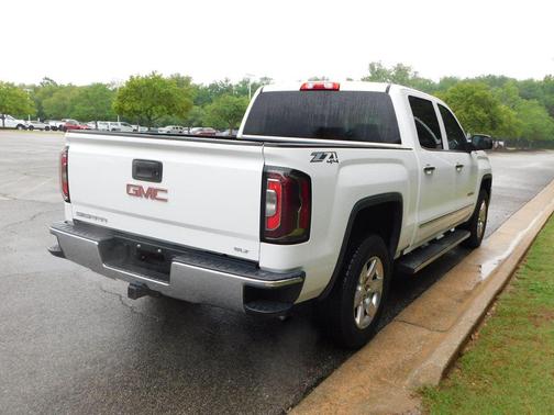 Summit White 2017 GMC Sierra 1500 SLT