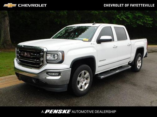 Summit White 2017 GMC Sierra 1500 SLT