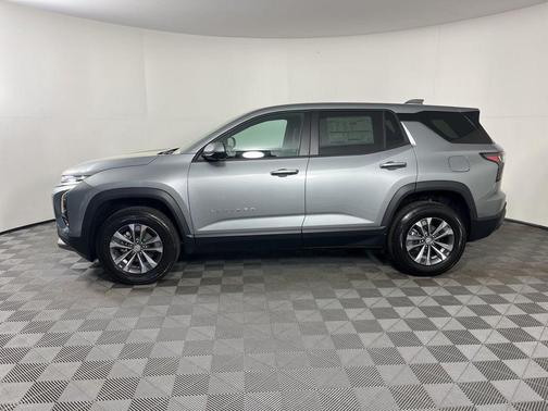 Sterling Gray Metallic 2026 Chevrolet Equinox 1LT