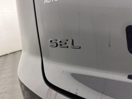 2025 Volkswagen Atlas Cross Sport 2.0T SEL