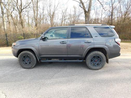2020 Toyota 4Runner SR5 Premium