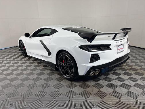 2024 Chevrolet Corvette Stingray w/2LT