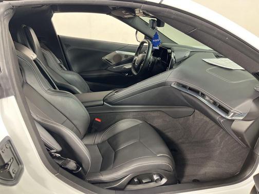 2024 Chevrolet Corvette Stingray w/2LT