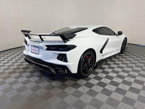 2024 Chevrolet Corvette Stingray w/2LT