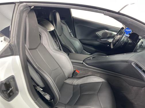 2024 Chevrolet Corvette Stingray w/2LT