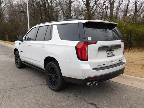 2022 GMC Yukon 4WD AT4