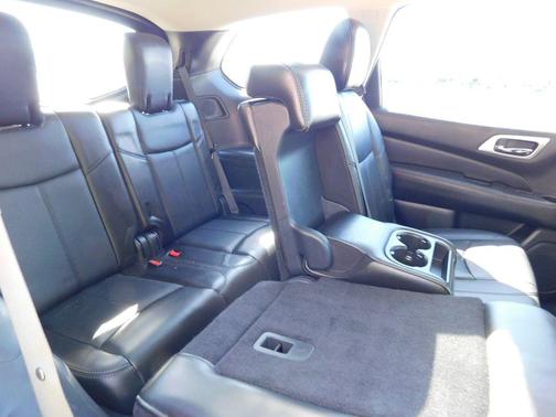 2014 Nissan Pathfinder Platinum