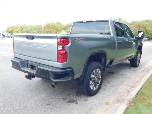2025 Chevrolet Silverado 2500 Custom