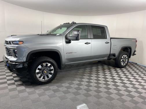 2025 Chevrolet Silverado 2500 Custom