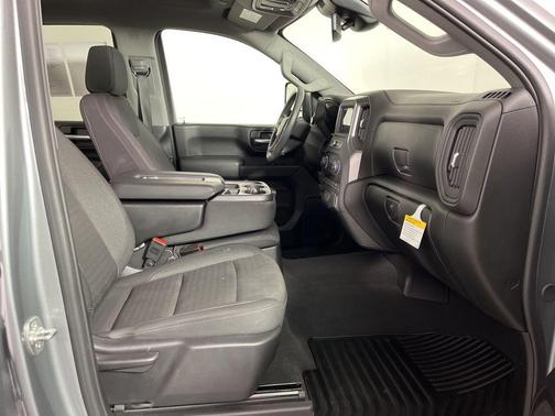 2025 Chevrolet Silverado 2500 Custom