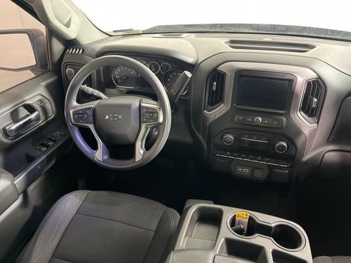 2022 Chevrolet Silverado 1500 Custom Trail Boss