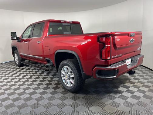 2025 Chevrolet Silverado 2500 High Country
