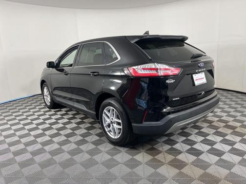 AGATE BLACK METALLIC 2024 Ford Edge SEL
