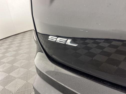 AGATE BLACK METALLIC 2024 Ford Edge SEL
