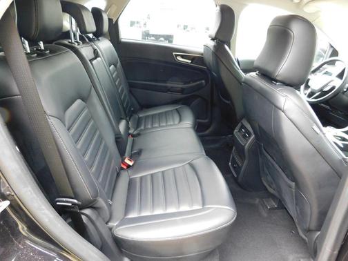 AGATE BLACK METALLIC 2024 Ford Edge SEL