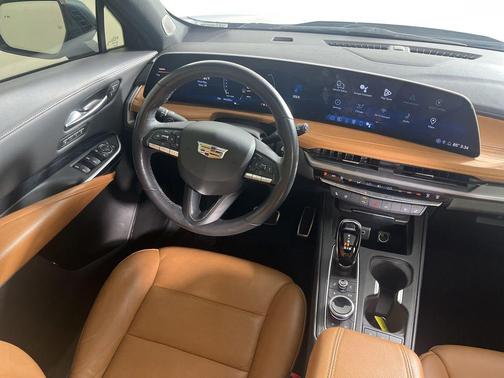 Deep Sea Metallic 2024 Cadillac XT4 Sport